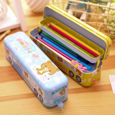得力95559學(xué)生文具盒 卡通鐵皮鉛筆盒兒童多功能三層巴士汽車筆盒